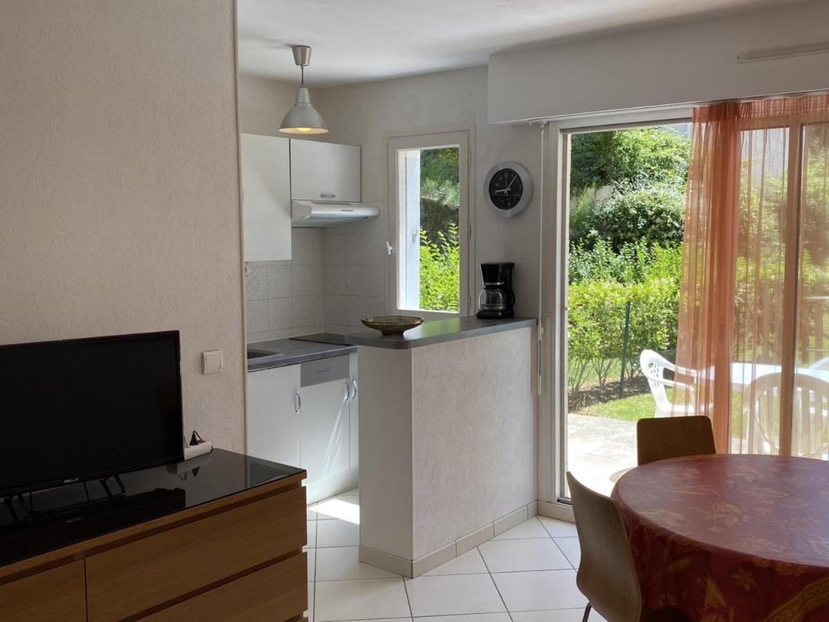 Cabourg : Studio Rez-De-Jardin Proche Plage, Animaux Acceptes, Tv, Wi-Fi Optionnel - Fr-1-487-331 Appartement Buitenkant foto